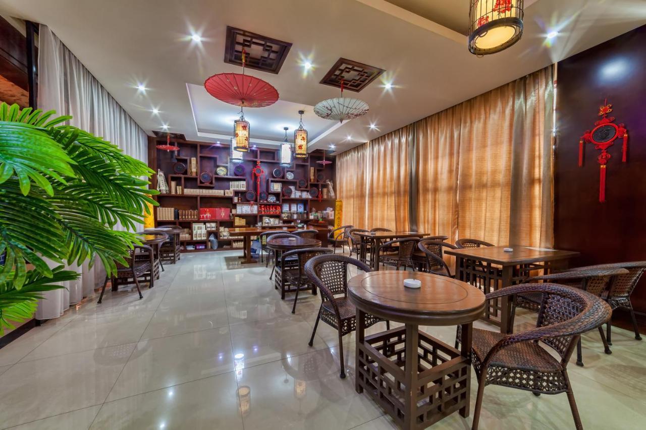 Hotel Shanghai City Osh Ngoại thất bức ảnh