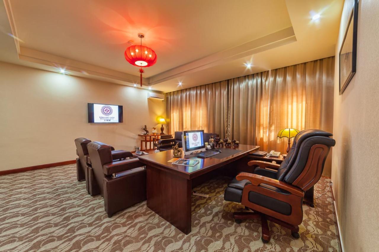 Hotel Shanghai City Osh Ngoại thất bức ảnh